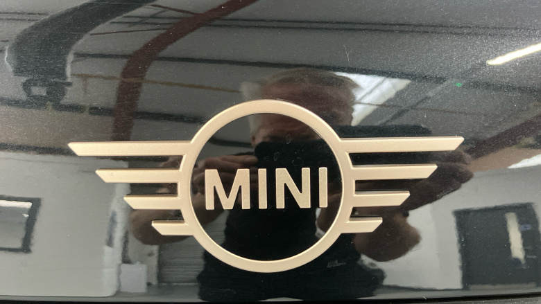 MINI Cooper 2.0 S Classic 5dr Auto Petrol Hatchback